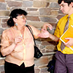 Pic of MomsGiveAss :: Victoria&Adam mom gives ass