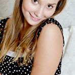Pic of HDsex18.com - Natural titted beauty owned in all positions