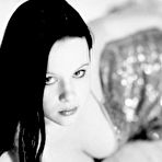 Pic of Thora Birch