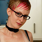 Pic of SHEMALE YUM :: OVER 10 YEARS ON TOP!