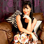 Pic of Mature Pictures Featuring 40 Year Old Elise Summers From AllOver30