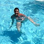 Pic of REAL MATURE AMATEURS - by homemadejunk.com