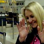 Pic of Chicks are licking pussies - porntraveling.com