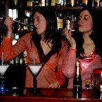 Pic of В баре >> порно фото на ШпилиВили