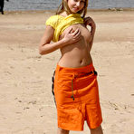 Pic of Teens flashing naked on city streets