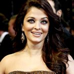 Pic of Aishwarya Rai posing at 83rd Annual Academy Awards