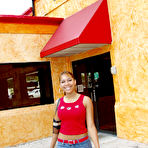 Pic of 8th Street Latinas