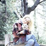 Pic of Heather Locklear sexy posing scans from mags