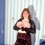 Pic of Chubby mom with shaved pussy and floppy hooters - Chubby mom show floppy hooters