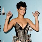 Pic of Рихана в черном >> порно фото на ШпилиВили