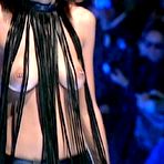 Pic of Обнажая грудь >> порно фото на ШпилиВили