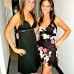 Pic of Real amateur girlfriends having sexNice sexy hot amateur girls posing in front of camera