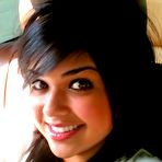 Pic of Real amateur girlfriends having sexMany pretty and hot amateur teens undressing and posing sexy