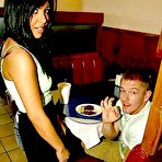 Pic of Секс с официанткой >> порно фото на ШпилиВили