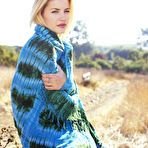 Pic of Elisha Cuthbert