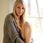 Pic of FoxHQ - Hayley Marie Daydream