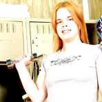 Pic of В тренажерке >> порно фото на ШпилиВили