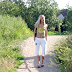 Pic of Rimbledon - Lick my Centercourt!!