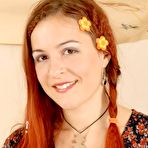 Pic of Первая на селе >> порно фото на ШпилиВили