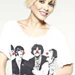 Pic of Natalie Imbruglia non nude posing scans from mags