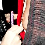 Pic of Rosie Huntington-Whiteley titslip shots