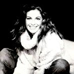 Pic of Vanessa Incontrada sexy and topless scans and vidcaps