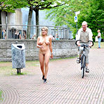 Pic of Nude in Public - Public Nudity - Naked In Public - Outdoor - Exhibtionism - Flashing - NIP-Activity.com