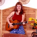 Pic of Clubseventeen petite teen toying showing her slit