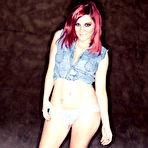 Pic of PinkFineArt | Amylu Bennett Rollerskate from Xtreme Playpen