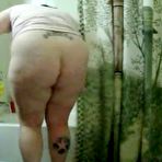 Pic of  Fat Tattooed Girlfriend playing with her Pussy in the Tub - xHamster.com