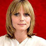 Pic of Heidi Klum boobslip and ass crack paparazzi shots