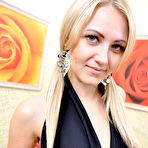 Pic of PinkFineArt | I Am Waiting from FM-Teens