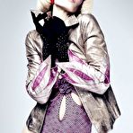 Pic of Gisele Bundchen sexy posing photoshoots