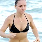 Pic of Christina Ricci shows tight ass and nice cleavage in black bikini