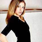 Pic of Sexy Babe Elena Shows Her Killer Slim Body