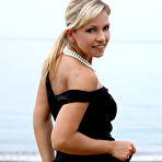 Pic of PinkFineArt | Jenni is Undressed from Photodromm