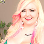 Pic of XLGirls.com - Suzumi Wilder - Busty Blonde Beauty 