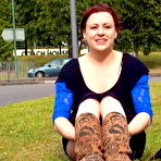 Pic of Daring Public Masturbation of Isabel - Toying In a Roundabout