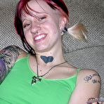 Pic of Nude MetalHead Girls Hairy Bush