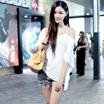 Pic of Song Haiyun (aka Kathaleen) is a beautiful young Beijing model 