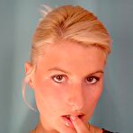 Pic of Madurita casada y con 4 hijos quiere hacer webcam porno - Chat Porno Amateur - Salas de Videochat En Vivo