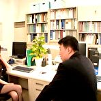 Pic of Ameri Ichinose Asian resolves problems with :: OfficeSexJp.com