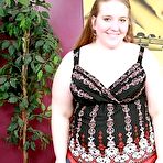Pic of Chubby Jassie James showing off her amazing boobs 