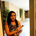Pic of Join Pornstar Siri and the VNA Live Network!