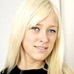 Pic of Teena gets naughty and starts fingering pussy through her panties hose