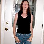Pic of Teen From Shopping Mall Spreads
