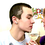 Pic of Erotic teen girl sucking and fucking her boyfriend