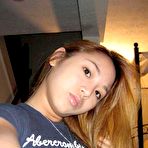 Pic of Asian girl self-shooter strips to her panties