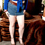 Pic of   Kelli Maxx shows off her big pink areolas at Busty Girls Blog