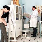 Pic of Ester squirts a white liquid out her fuck hole when gyno checked up